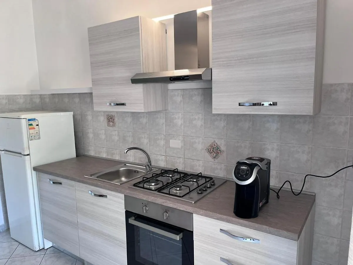 Appartamento Fco Airport Titina'S House Fiumicino 0*,